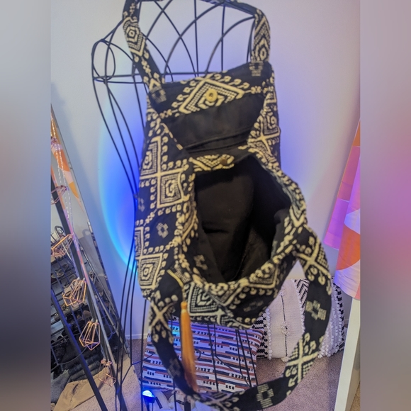 Black and white shoulder bag - Picture 2 of 2